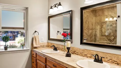 Bath - 5827 Silverleaf Dr, Foresthill, CA 95631 photo 2 of 4