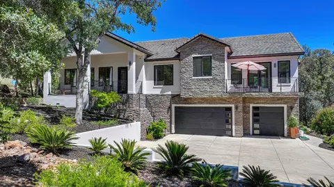 720 Deerbrooke Trl, Auburn, CA 95603