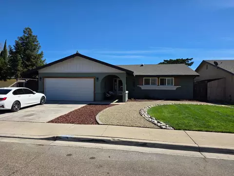 2690 Princeton Ct, Turlock, CA 95382