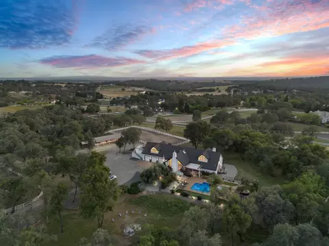 4640 Thunder Ln, Shingle Springs, CA 95682