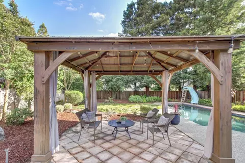 Exterior - 2312 Lassen Pl, Davis, CA 95616 photo 9 of 16