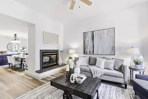 Living - 2312 Lassen Pl, Davis, CA 95616 photo 3 of 8