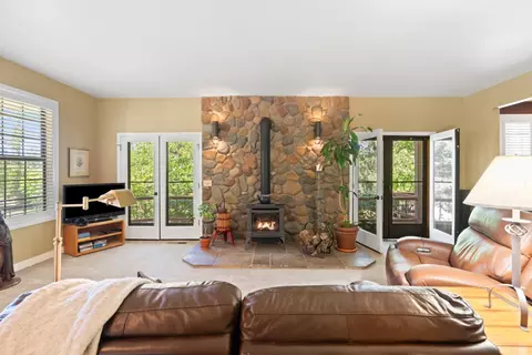 Living - 5732 Mizpah, Murphys, CA 95247 photo 1 of 3