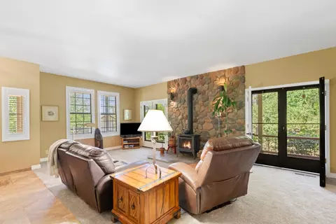 Living - 5732 Mizpah, Murphys, CA 95247 photo 3 of 3
