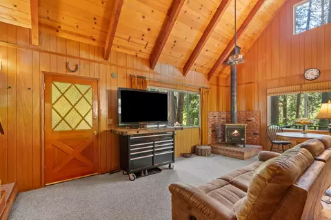 Living - 2238 Meadowview Rd, Arnold, CA 95223 photo 2 of 3