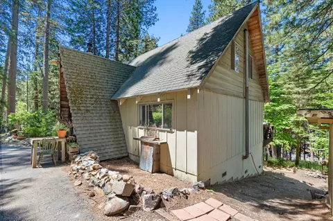 Exterior - 2238 Meadowview Rd, Arnold, CA 95223 photo 8 of 19
