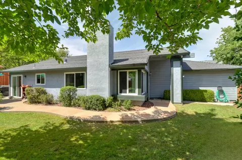 7429 Bestow Way, Sacramento, CA 95842