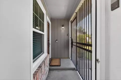 Entry Way - 3477 Gregory Dr, Bay Point, CA 94565 photo 2 of 6