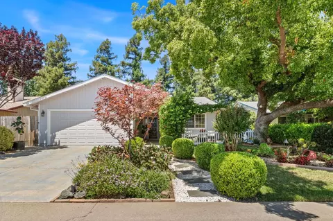 8645 Prairiewoods Dr, Sacramento, CA 95828