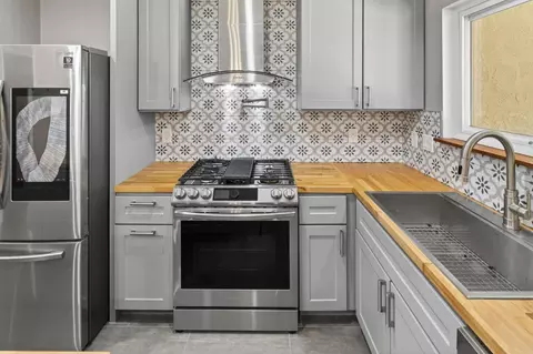 Kitchen - 5166 Kipp Way, Carmichael, CA 95608 photo 4 of 7