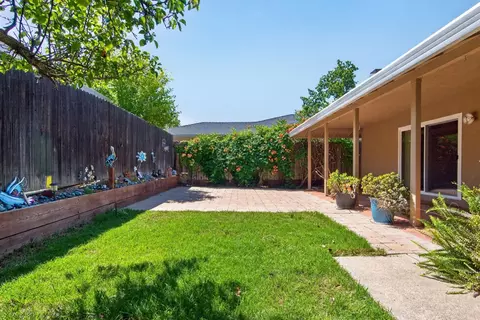 Exterior - 5166 Kipp Way, Carmichael, CA 95608 photo 9 of 17