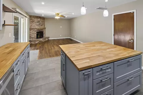 Kitchen - 5166 Kipp Way, Carmichael, CA 95608 photo 6 of 7