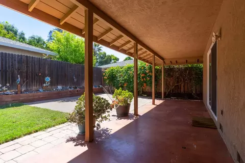 Exterior - 5166 Kipp Way, Carmichael, CA 95608 photo 7 of 17
