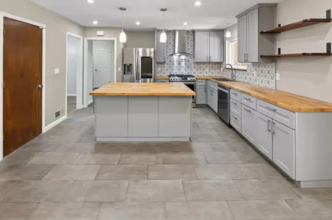 Kitchen - 5166 Kipp Way, Carmichael, CA 95608 photo 5 of 7