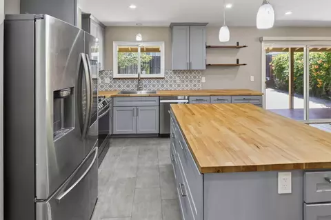 Kitchen - 5166 Kipp Way, Carmichael, CA 95608 photo 2 of 7