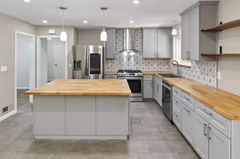 Kitchen - 5166 Kipp Way, Carmichael, CA 95608 photo 1 of 7