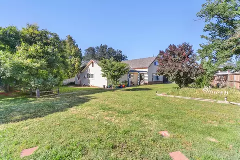 2740 El Caprice Dr, Rancho Cordova, CA 95670