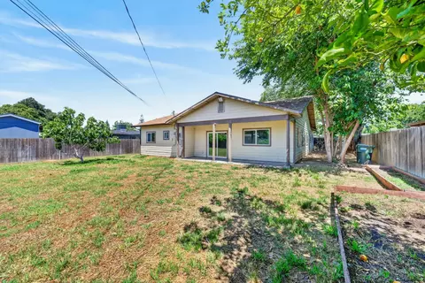 Exterior - 4828 Boyd Dr, Carmichael, CA 95608 photo 10 of 11