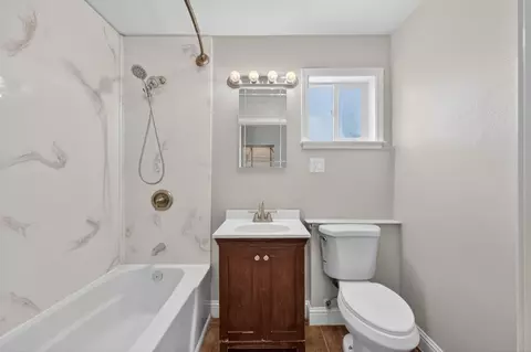 Bath - 4828 Boyd Dr, Carmichael, CA 95608 photo 1 of 2