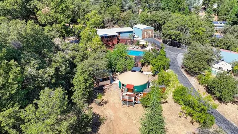 View/Area - 333 Pine St, Colfax, CA 95713 photo 1 of 5