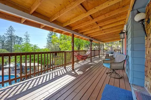 Exterior - 333 Pine St, Colfax, CA 95713 photo 6 of 24