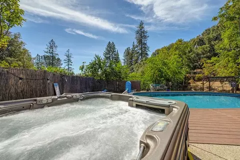 Exterior - 333 Pine St, Colfax, CA 95713 photo 9 of 24