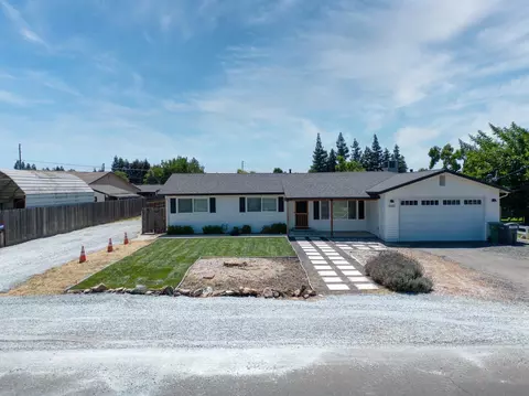 3333 Fresno Ave, Denair, CA 95316
