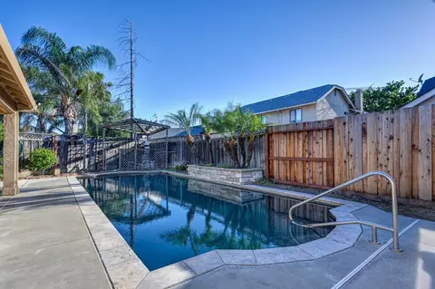 Exterior - 1311 Mcknight Way, Modesto, CA 95351 photo 7 of 21