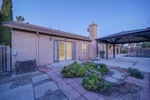 Exterior - 1311 Mcknight Way, Modesto, CA 95351 photo 19 of 21