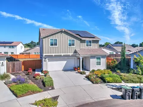 498 Central Pacific St, Lathrop, CA 95330