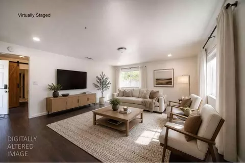 Living - 2730 Garfield Ave, Carmichael, CA 95608 photo 4 of 5