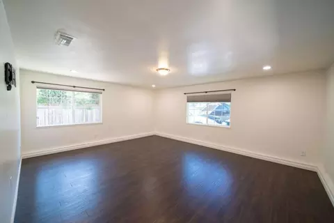 Living - 2730 Garfield Ave, Carmichael, CA 95608 photo 5 of 5