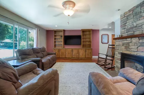 3313 Mansfield Ln, Modesto, CA 95350 photo 5