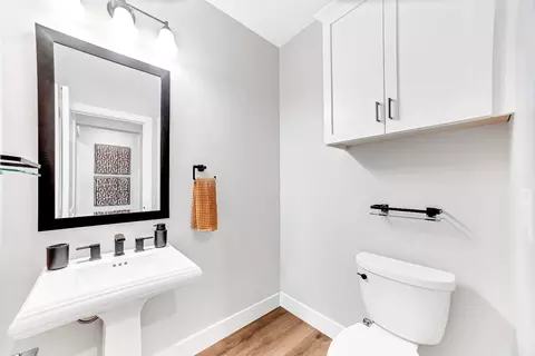 Bath - 2947 Laredo Dr, Rocklin, CA 95765 photo 4 of 7