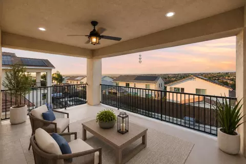 Exterior - 2947 Laredo Dr, Rocklin, CA 95765 photo 4 of 8