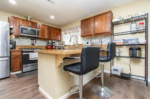 Kitchen - 5467 9th St, Keyes, CA 95328 photo 3 of 3