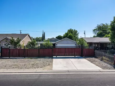Exterior - 5467 9th St, Keyes, CA 95328 photo 2 of 11
