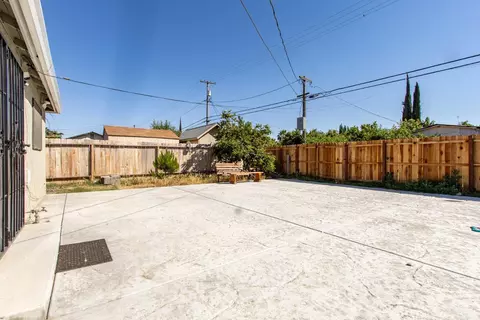 Exterior - 5467 9th St, Keyes, CA 95328 photo 6 of 11