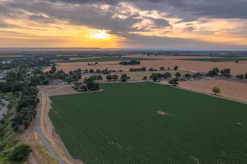 38123 County Road17, Woodland, CA 95695
