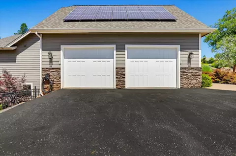 Exterior - 10213 Evergreen Ranch Ct, Grass Valley, CA 95949 photo 9 of 31