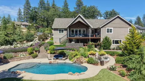 10213 Evergreen Ranch Ct, Grass Valley, CA 95949