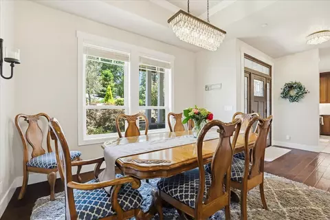 Dining - 10213 Evergreen Ranch Ct, Grass Valley, CA 95949 photo 2 of 4