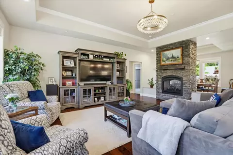 Living - 10213 Evergreen Ranch Ct, Grass Valley, CA 95949 photo 2 of 3