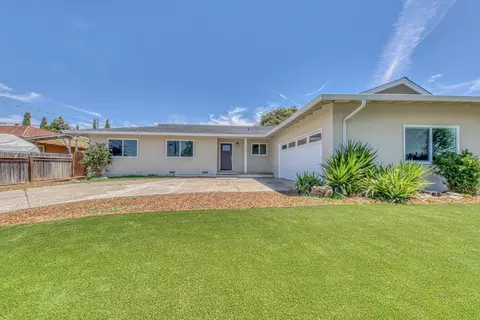 1951 Hermosa Way, Hollister, CA 95023