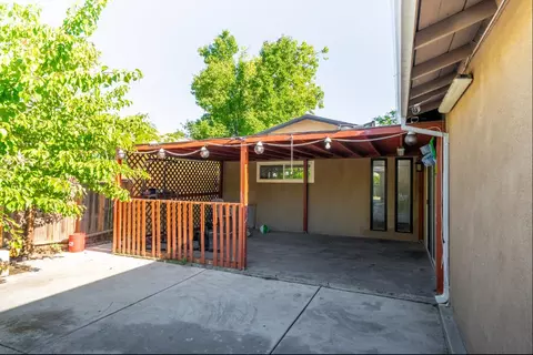 Exterior - 5839 Palm Ave, Sacramento, CA 95841 photo 6 of 13