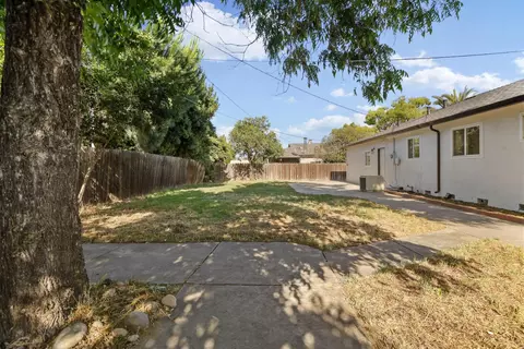 Exterior - 1113 Sutter St, Manteca, CA 95336 photo 10 of 10