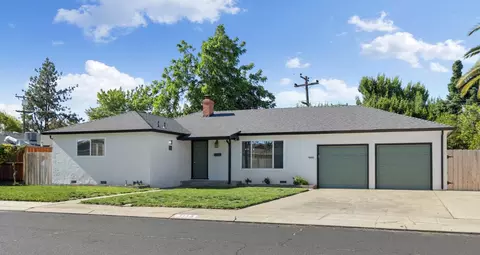 Exterior - 1113 Sutter St, Manteca, CA 95336 photo 6 of 10
