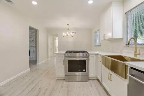 Kitchen - 1113 Sutter St, Manteca, CA 95336 photo 3 of 3