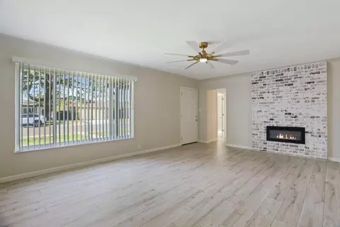 Living - 1113 Sutter St, Manteca, CA 95336 photo 3 of 4