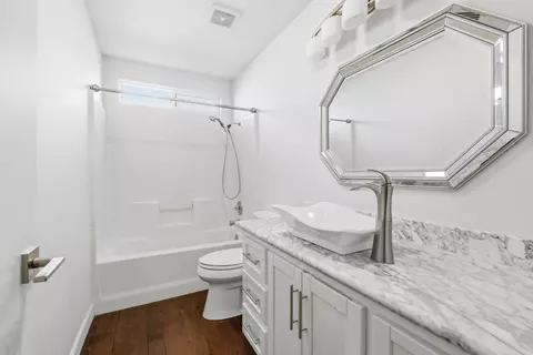 Bath - 2700 Tradition Way, Modesto, CA 95355 photo 1 of 2